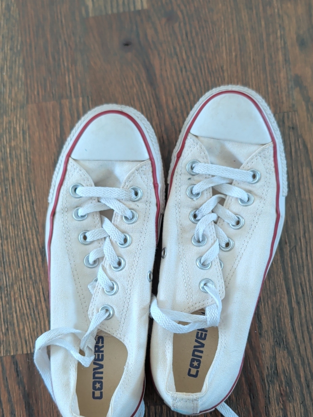 Unisex Converse Low Top Sneakers